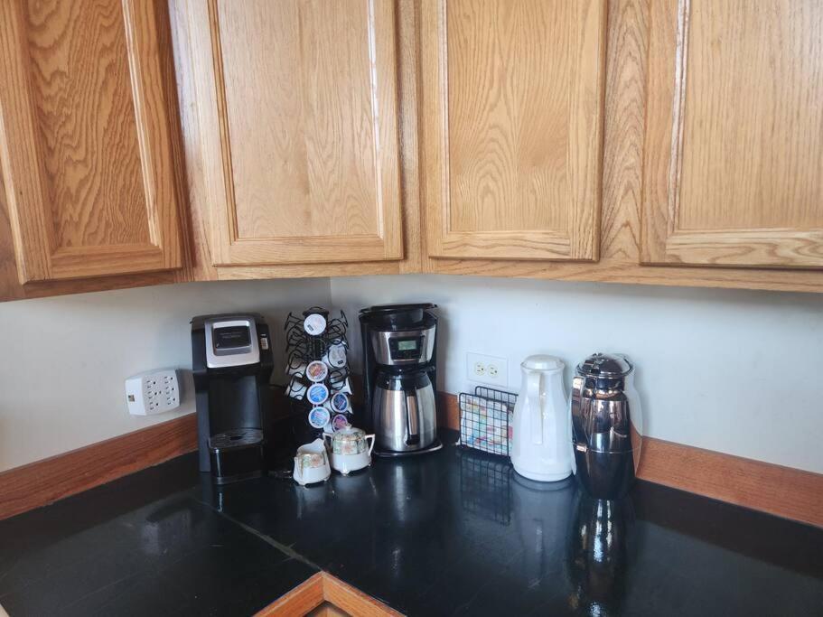 Beautiful Home In Beach Park Il エクステリア 写真